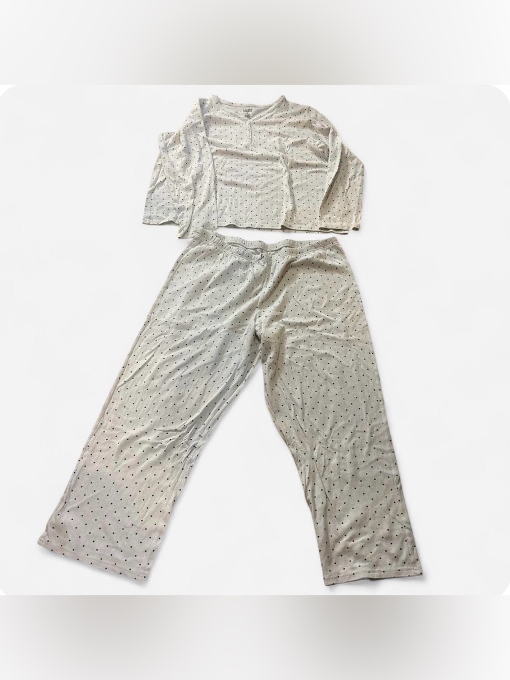 Women's very light green Polka Dot Pajama Set - Comfortable Sleepwear